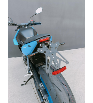 LIGHTECH Suporte de Matrícula para Suzuki GSX- 8S/R 23-