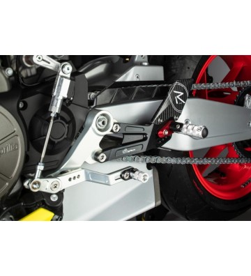 LIGHTECH Kit de Peseiras R VERSION para APRILIA RS 660 20-24 / TUONO 660 20-24