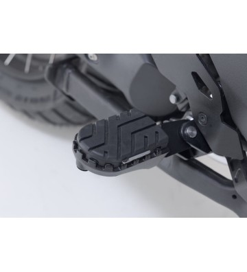 SW-MOTECH ION Footrest Kit for Honda XL750 Transalp 24-25