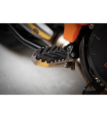 AKRAPOVIC Kit de pousa-pés em Titânio para KTM/HUSQVARNA/GASGAS