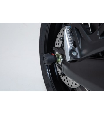 SW-MOTECH Rear Axle Crash Pads for YAMAHA Tracer 9 24-26