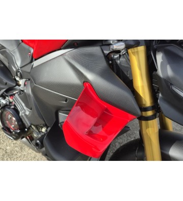 CNC RACING Carbon Fuel Tank Side Covers for DUCATI Streetfighter V4/S 25-26