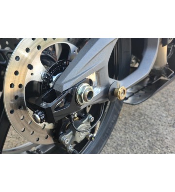 CNC RACING Ajustadores de Corrente para DUCATI Panigale V4/S 25-26 / V4 R 2026 / Streetfighter V4/S 25-26