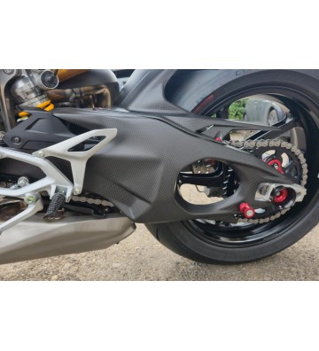 CNC RACING Carbon Swingarm Covers for DUCATI Panigale V4/S 25-26 / Streetfighter V4/S 25-26