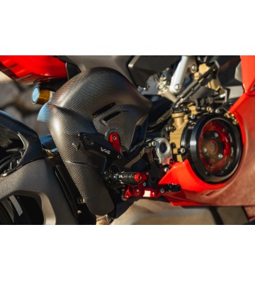CNC RACING Proteção de Calor para Coletores em Carbono para DUCATI Panigale V4/S 25-26