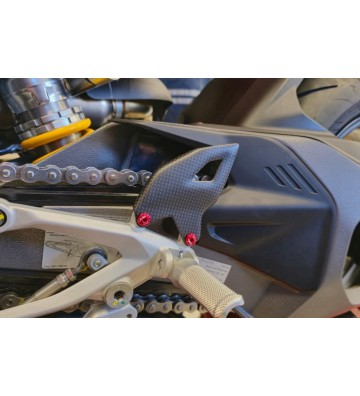 CNC RACING Proteções de Tornozelo em Carbono para DUCATI Panigale V4/S 25-26