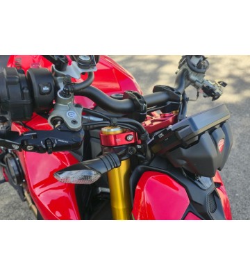 CNC RACING Triple Clamps for DUCATI Streetfighter V2/S 25-26