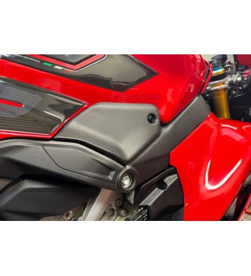 CNC RACING Carbon Tank Lower Covers for DUCATI Panigale V4/S 25-26 / V4 R 2026